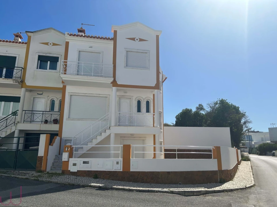 Moradia T4 para Venda em Ericeira Foto 1