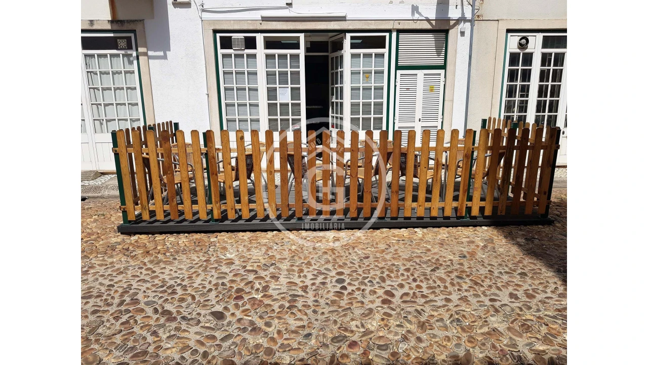 Negócio para Venda em Almeirim Foto 2