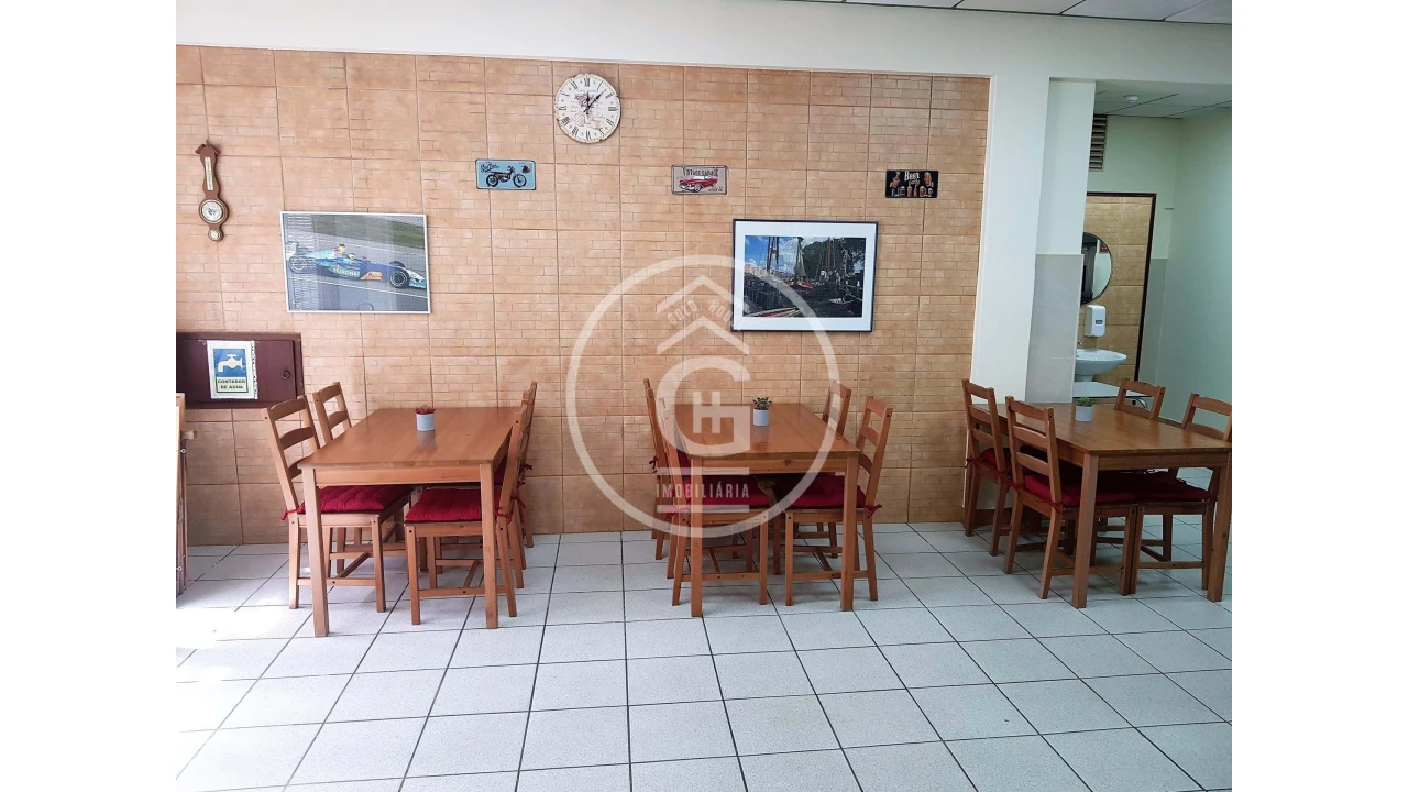 Negócio para Venda em Almeirim Foto 3