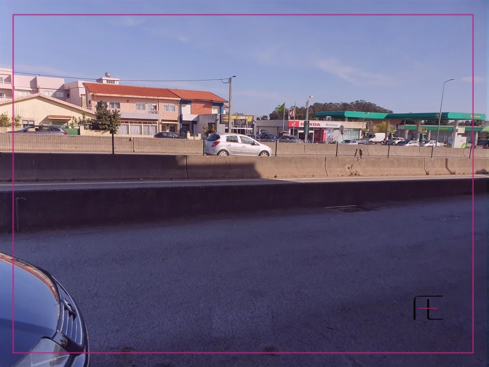 Loja para Venda em Gulpilhares e Valadares Foto 17