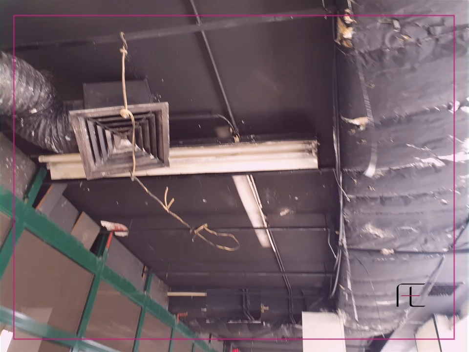 Loja para Venda em Gulpilhares e Valadares Foto 22