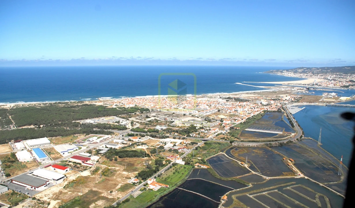 Terreno para Venda em Buarcos Foto 7