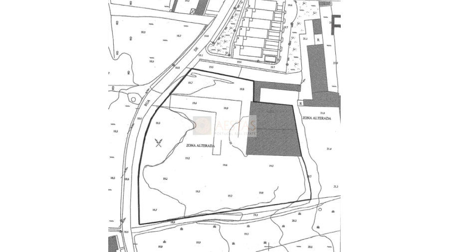 Terreno para Venda em Paramos Foto 4