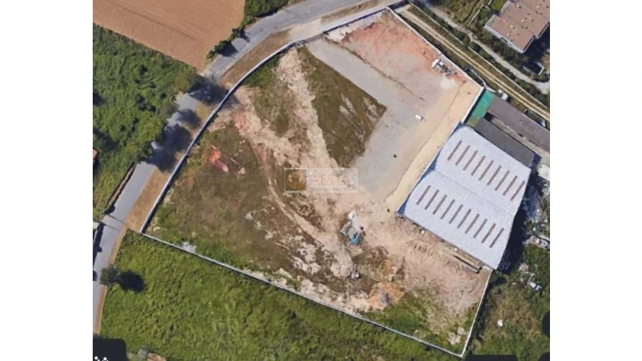 Terreno para Venda em Paramos Foto 2