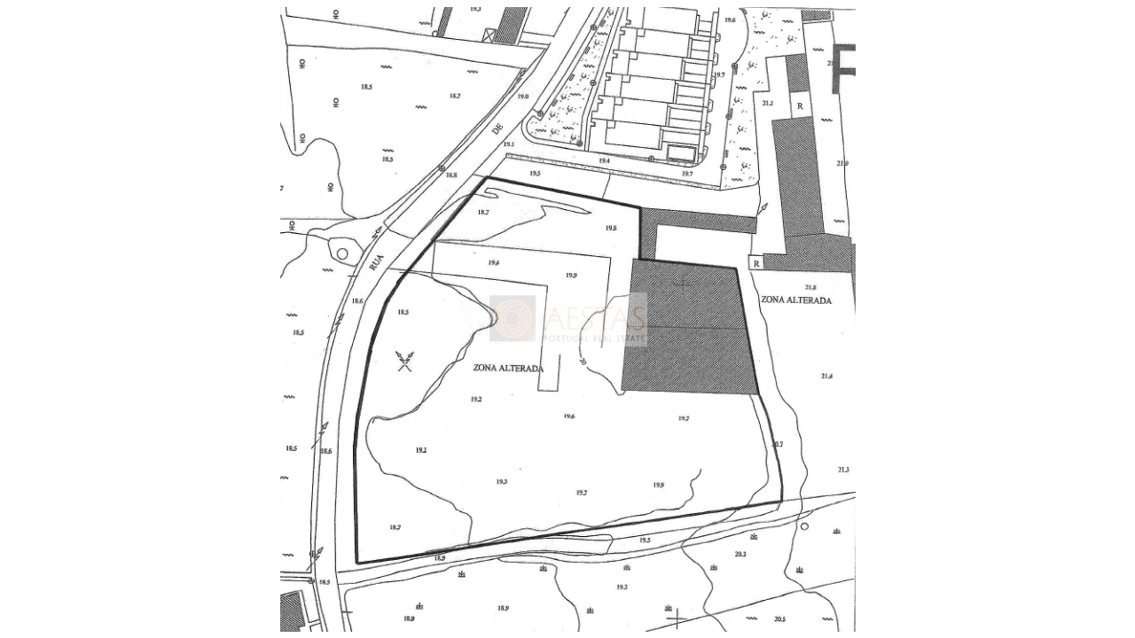Terreno para Venda em Paramos Foto 4