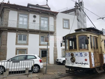 Negócio para Venda em Lordelo do Ouro e Massarelos