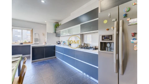 Apartamento T3 para Venda em Vila Nova de Famalicão e Calendário