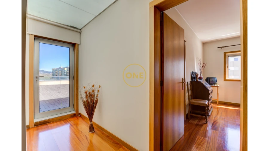 Apartamento T3 para Venda em Vila Nova de Famalicão e Calendário Foto 23
