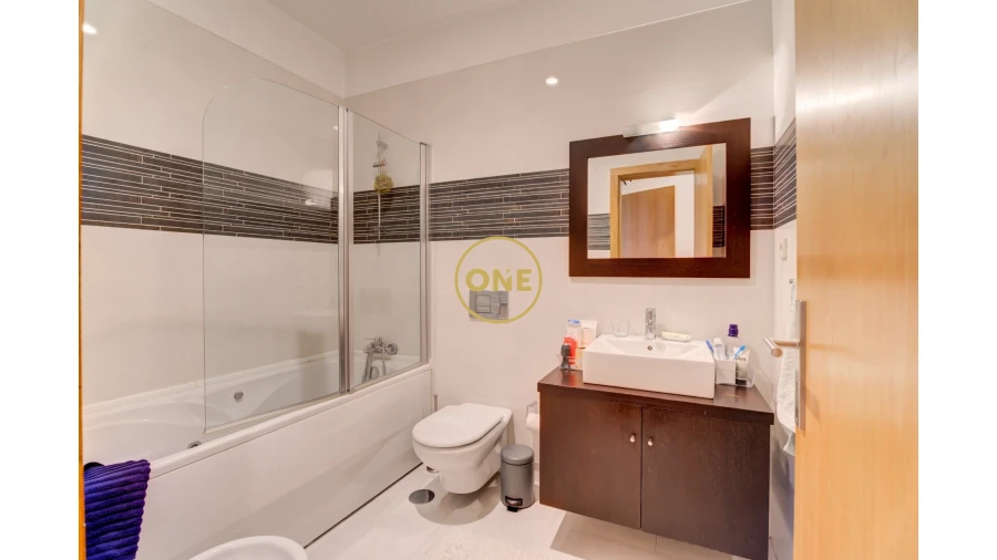 Apartamento T3 para Venda em Vila Nova de Famalicão e Calendário Foto 37