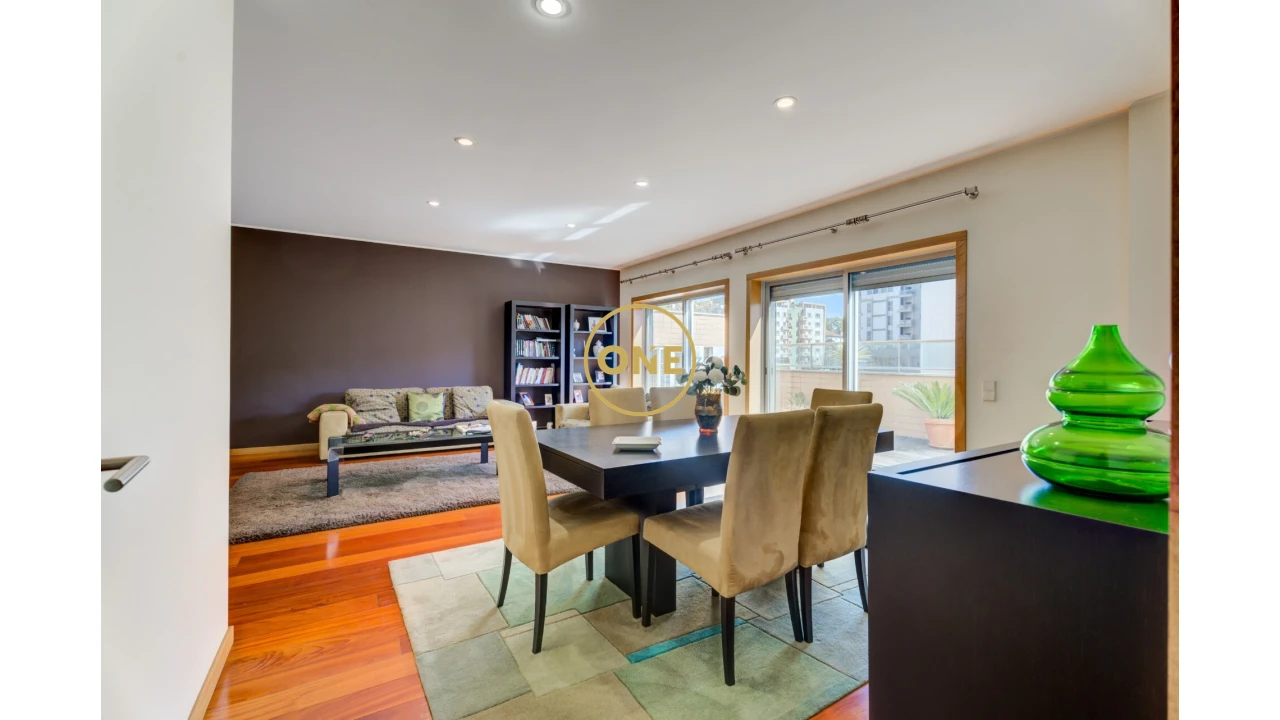 Apartamento T3 para Venda em Vila Nova de Famalicão e Calendário Foto 14