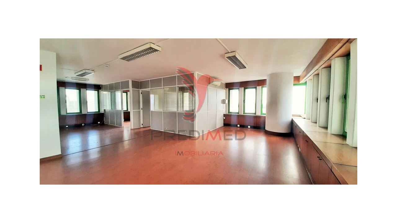 Escritório para Venda em Vila Franca de Xira Foto 7