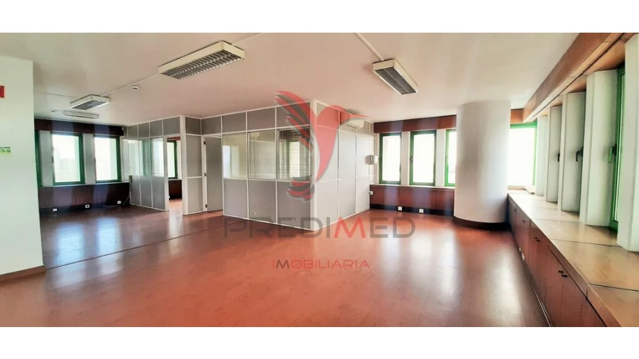 Escritório para Venda em Vila Franca de Xira Foto 7