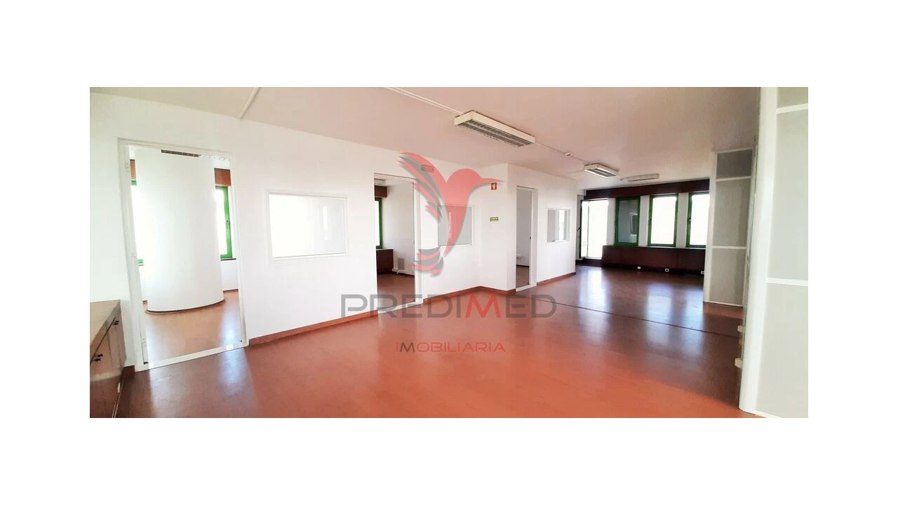 Escritório para Venda em Vila Franca de Xira Foto 8