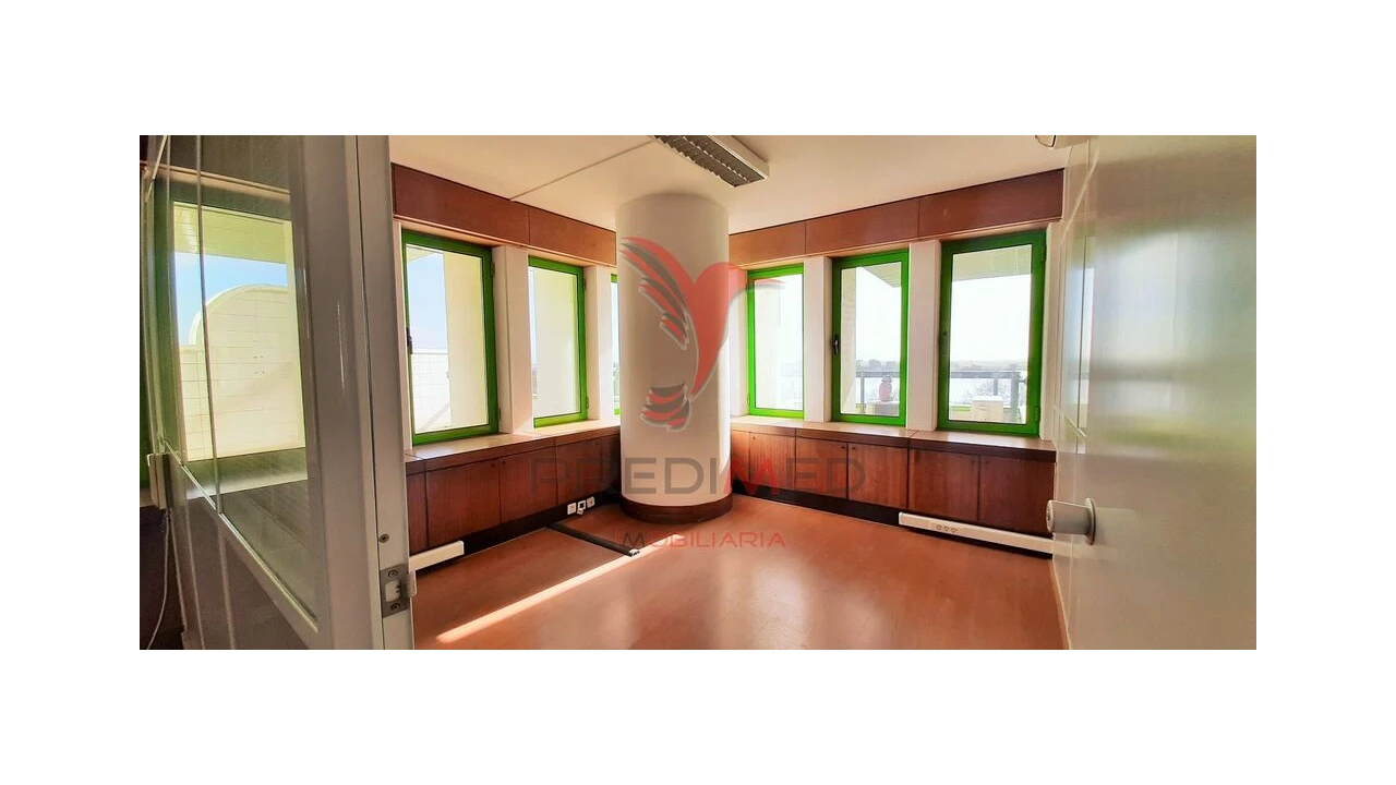 Escritório para Venda em Vila Franca de Xira Foto 9