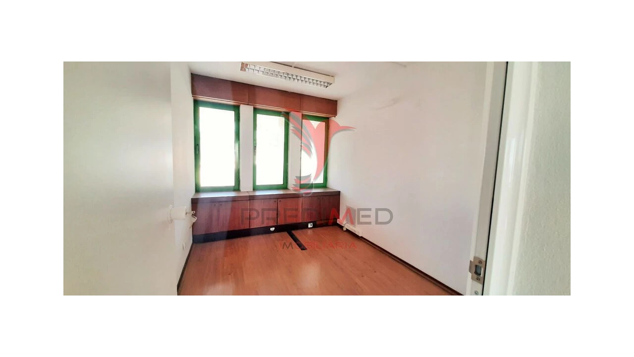 Escritório para Arrendamento em Vila Franca de Xira Foto 11