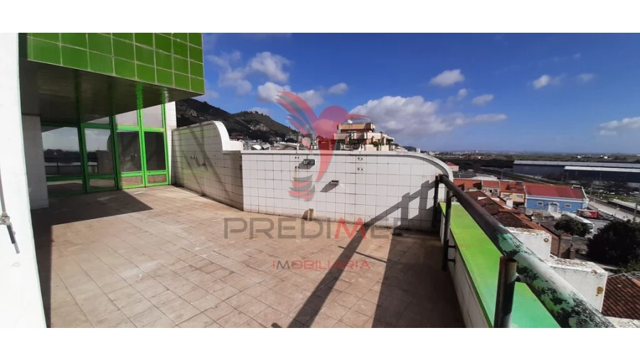 Escritório para Arrendamento em Vila Franca de Xira Foto 2