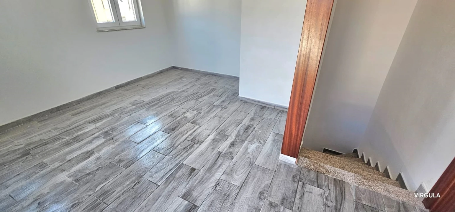 Moradia T1 para Venda em Ferro Foto 10