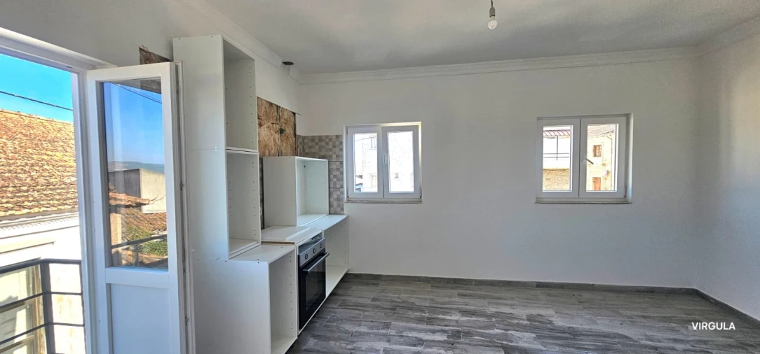 Moradia T1 para Venda em Ferro Foto 7