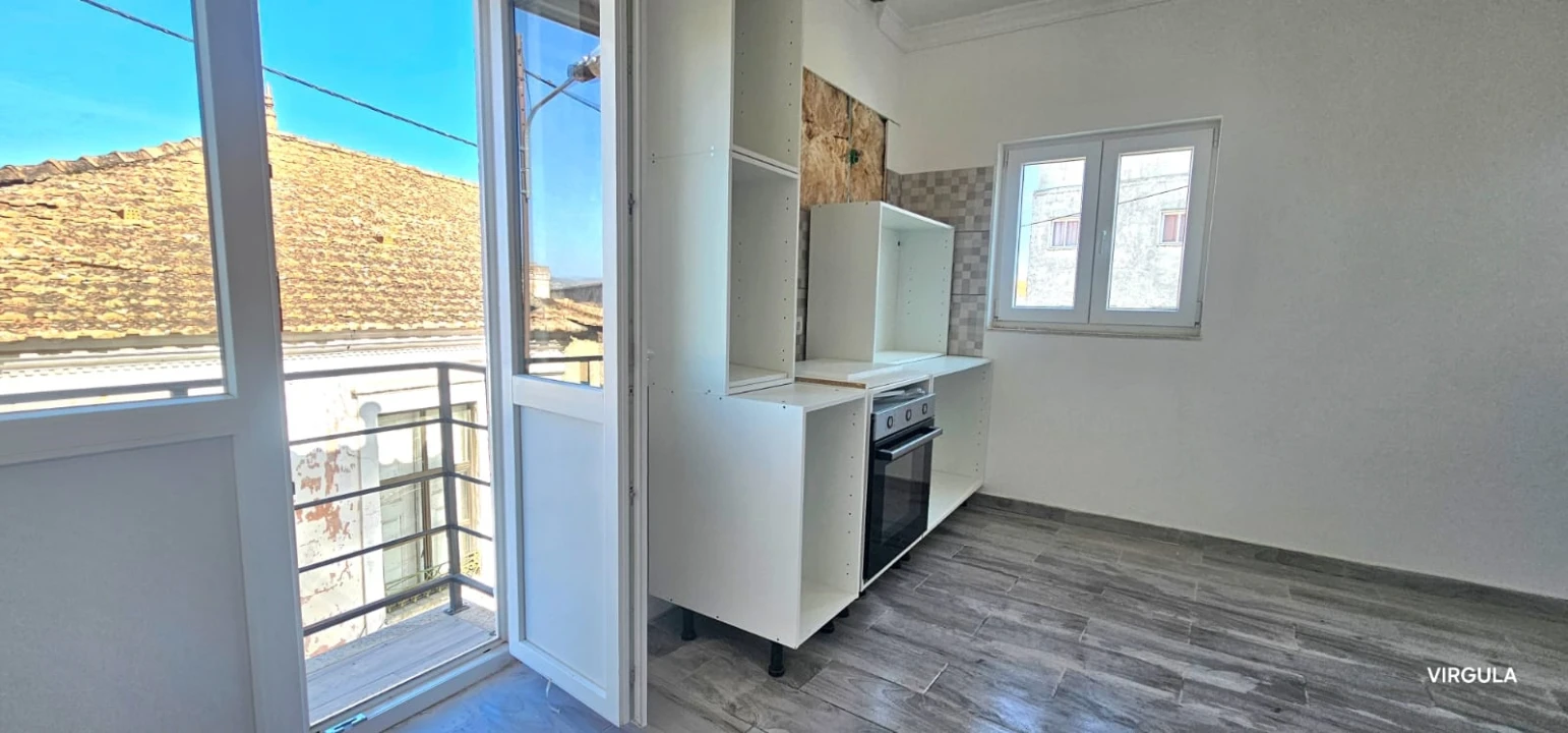 Moradia T1 para Venda em Ferro Foto 5