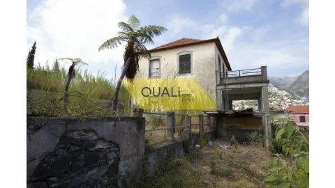 Moradia T3 para Venda em Santo Antonio