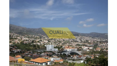 Moradia T3 para Venda em Santo Antonio