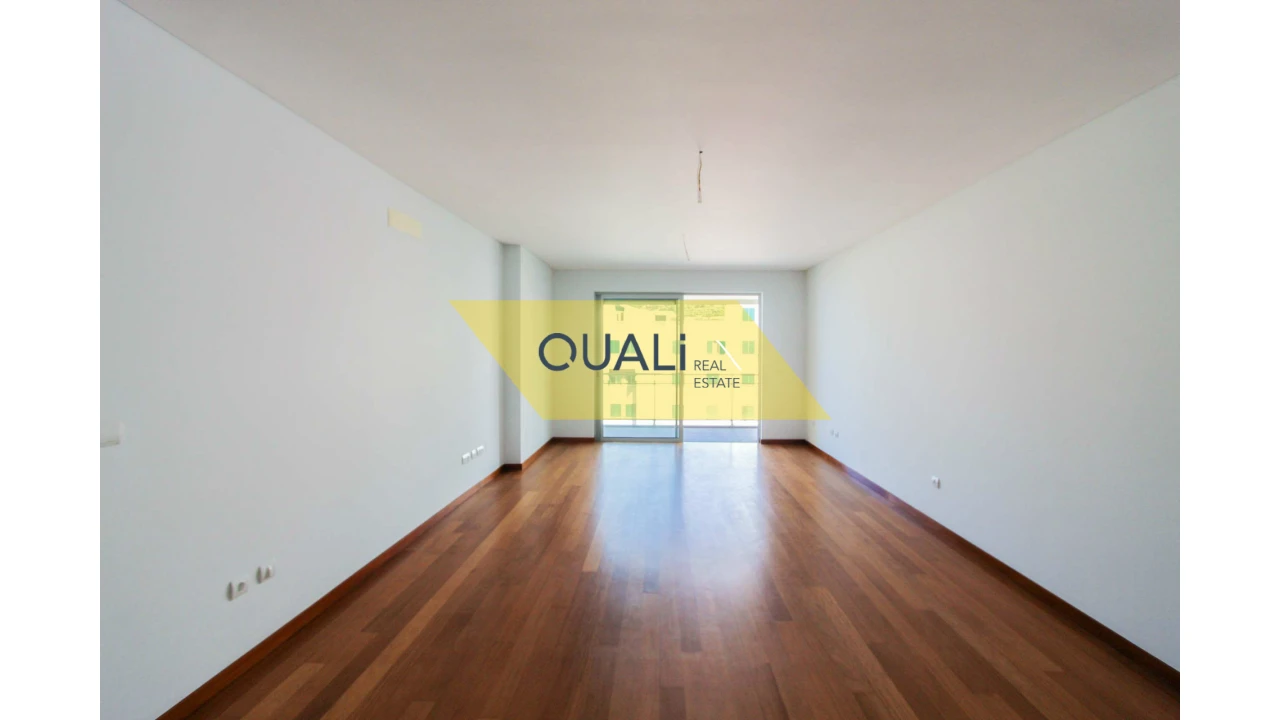 Apartamento T3 para Venda em São Martinho Foto 3