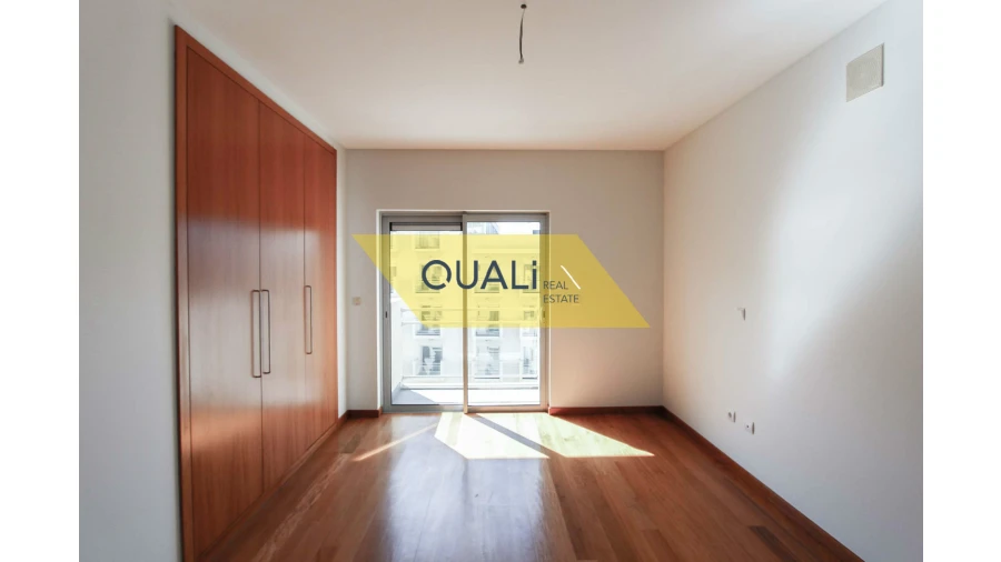Apartamento T3 para Venda em São Martinho Foto 11