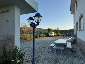 Moradia T9 para Venda em Mirandela