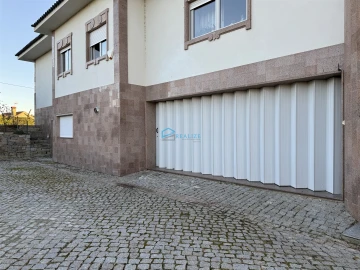 Moradia T9 para Venda em Mirandela