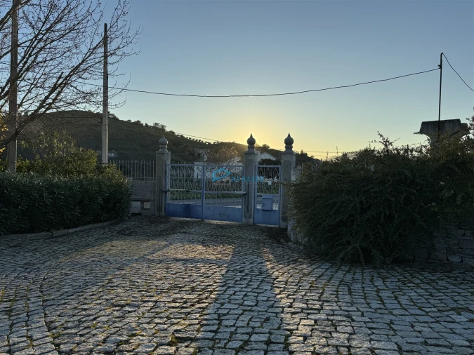 Moradia T9 para Venda em Mirandela Foto 2