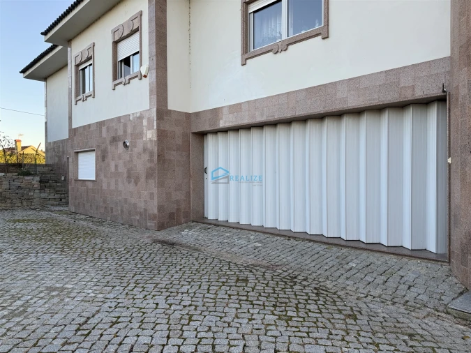 Moradia T9 para Venda em Mirandela Foto 7