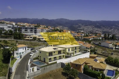 Moradia T3 para Venda em São Martinho