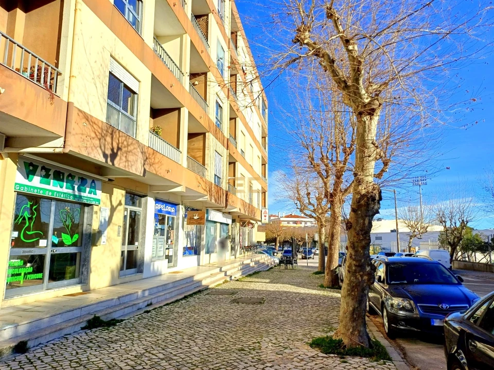Loja para Venda em Buarcos Foto 6