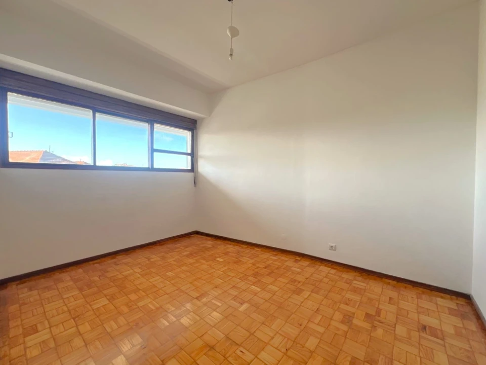 Apartamento T3 para Arrendamento em Bonfim Foto 7