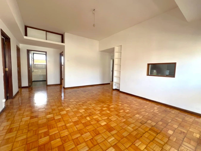 Apartamento T3 para Arrendamento em Bonfim Foto 3