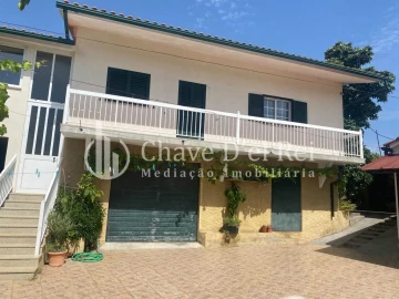 Moradia T5 para Venda em Ribafeita
