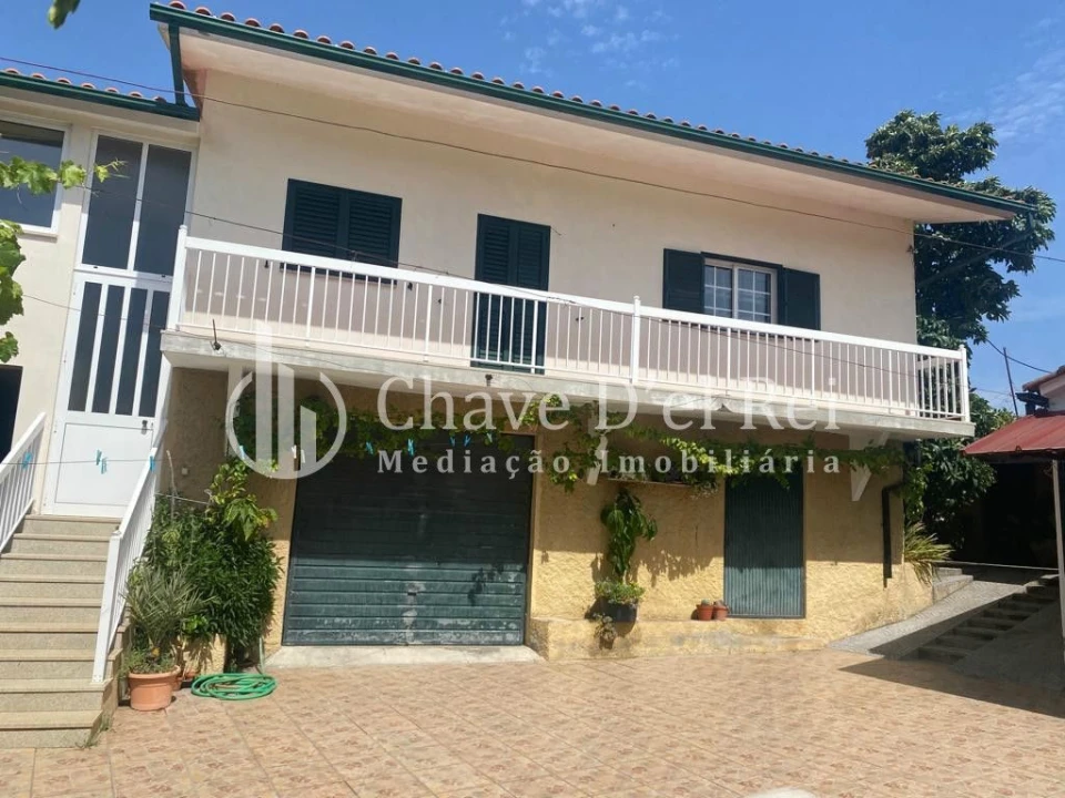 Moradia T5 para Venda em Ribafeita Foto 4