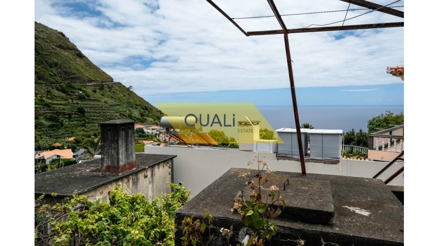 Terreno Misto para Venda em Arco da Calheta