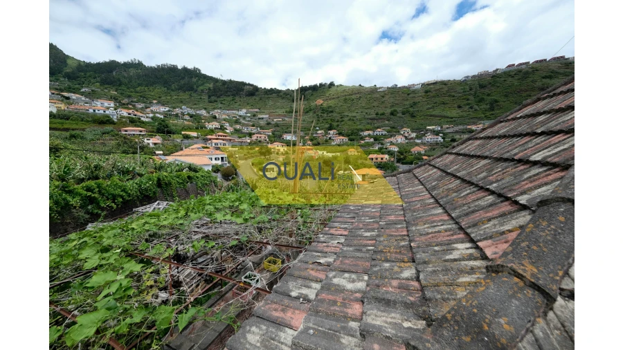 Terreno Misto para Venda em Arco da Calheta Foto 10