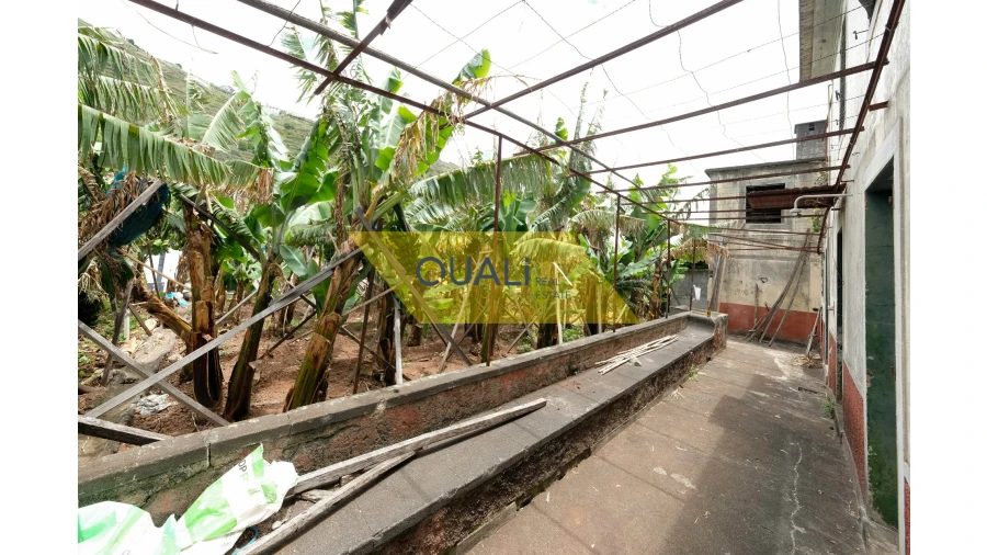 Terreno Misto para Venda em Arco da Calheta Foto 20