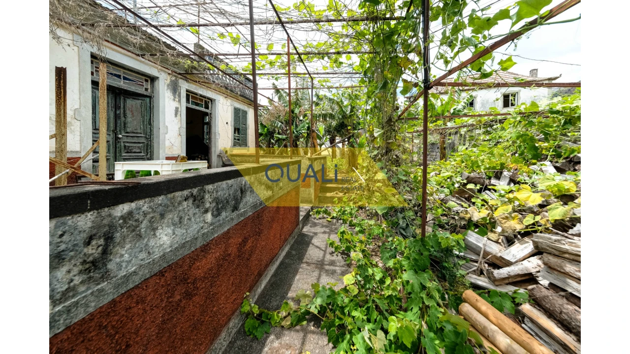 Terreno Misto para Venda em Arco da Calheta Foto 16