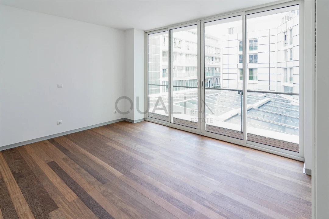 Apartamento T4 para Venda em Funchal (Se) Foto 7