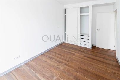 Apartamento T4 para Venda em Funchal (Se)