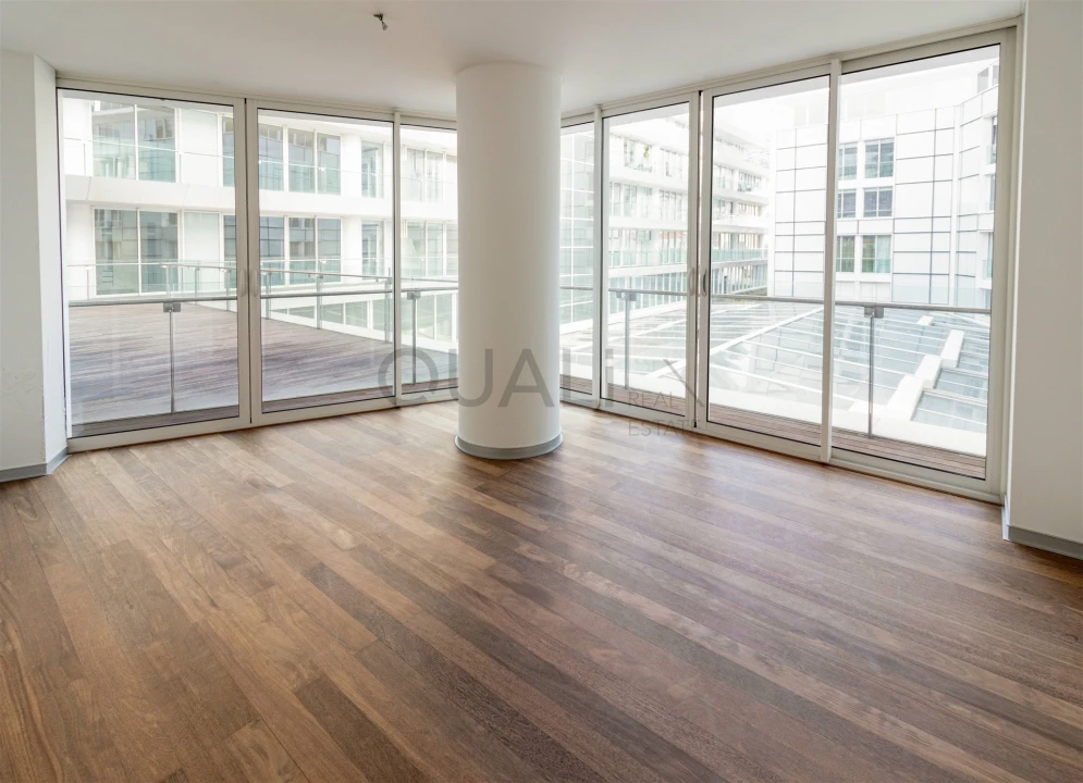 Apartamento T4 para Venda em Funchal (Se) Foto 3