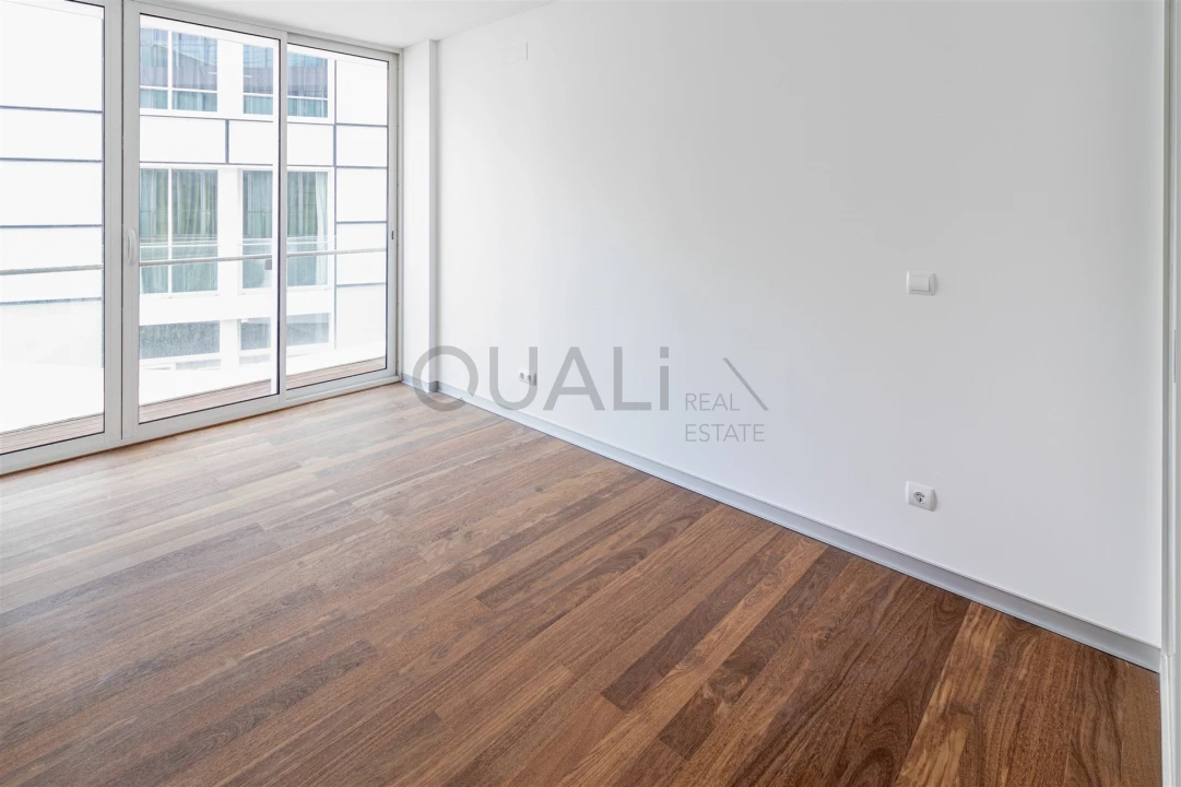 Apartamento T4 para Venda em Funchal (Se) Foto 9