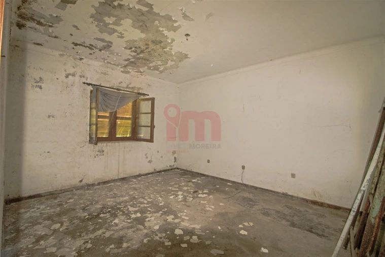 Terreno para Venda em Riba de Ave Foto 6