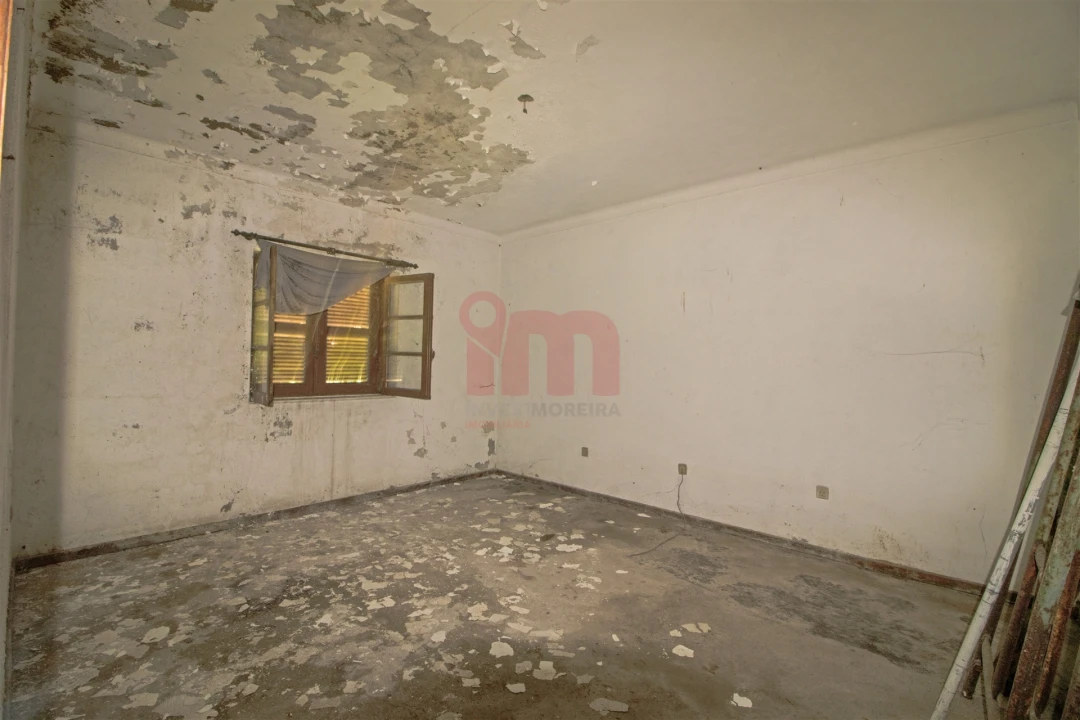 Terreno para Venda em Riba de Ave Foto 6