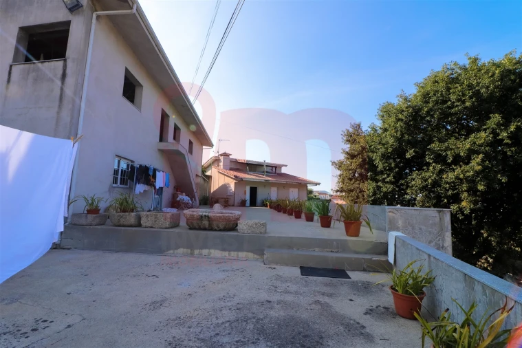 Moradia T3 para Venda em São Tomé de Negrelos Foto 3