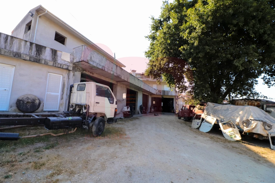 Moradia T3 para Venda em São Tomé de Negrelos Foto 4