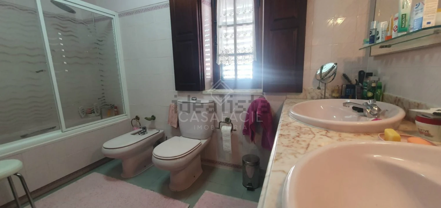 Moradia T5 para Venda em Vila Nova de Milfontes Foto 10